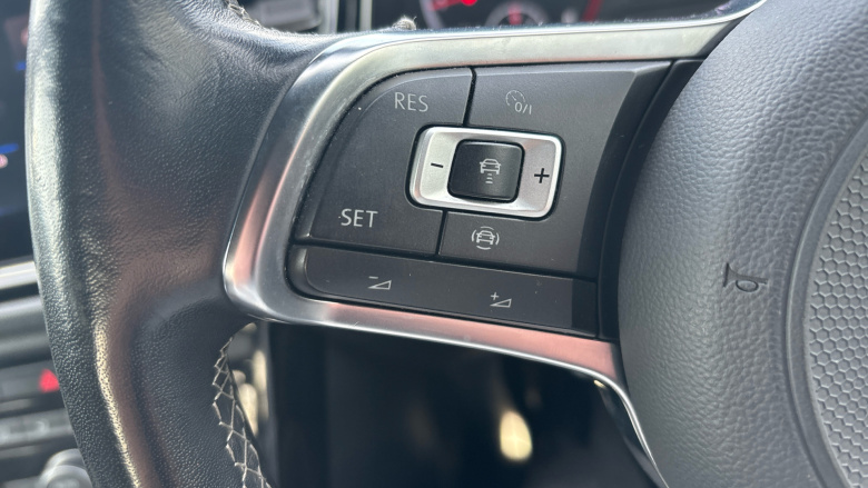 Volkswagen T-Roc 1.0 TSI 110 Black Edition 5dr Petrol Hatchback